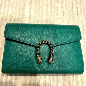 Gucci Dionysus Chain Wallet Leather with Embellished Detail Small